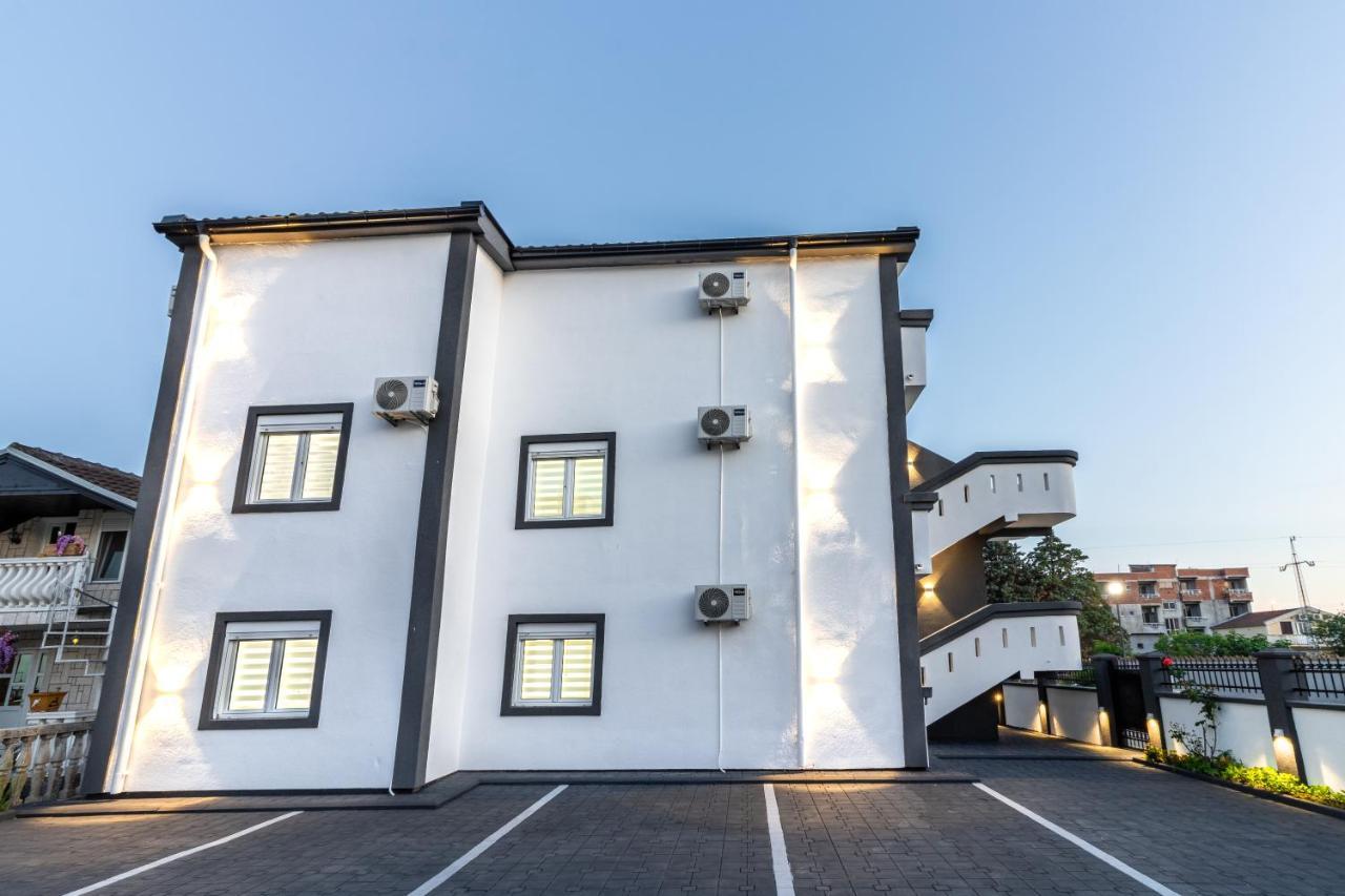 Apart-Hotel Prestige Ulcinj Exteriér fotografie