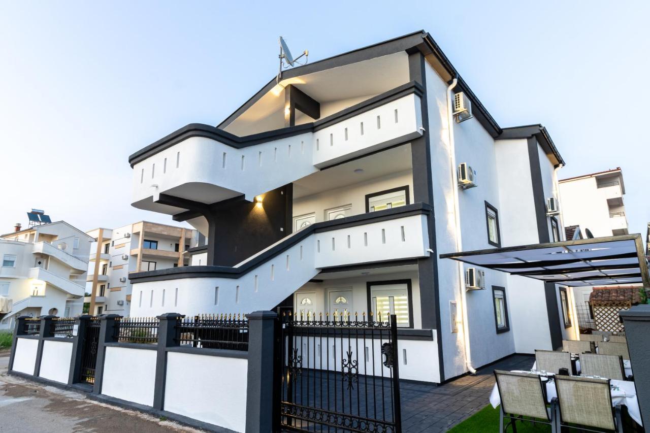 Apart-Hotel Prestige Ulcinj Exteriér fotografie
